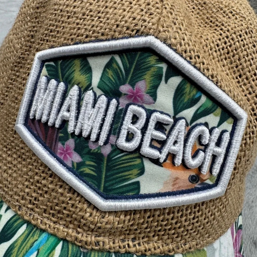 Lucky 7 USA Miami Beach Hat‎ Women Size 7 Tan Tropical Floral Excellent Burlap